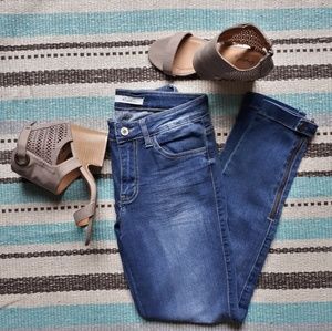 Destroyed Skinny Jeans